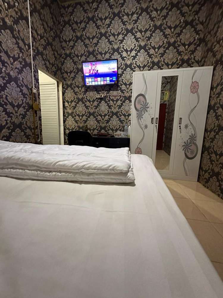 ernita berlian medan