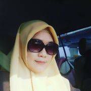 Nining Lucky