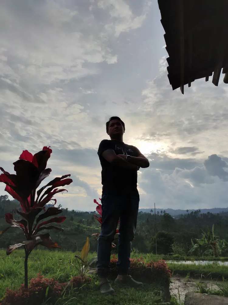 i putu agung setiawan