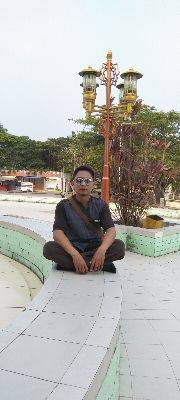 Asep Hanhan Burhanudin