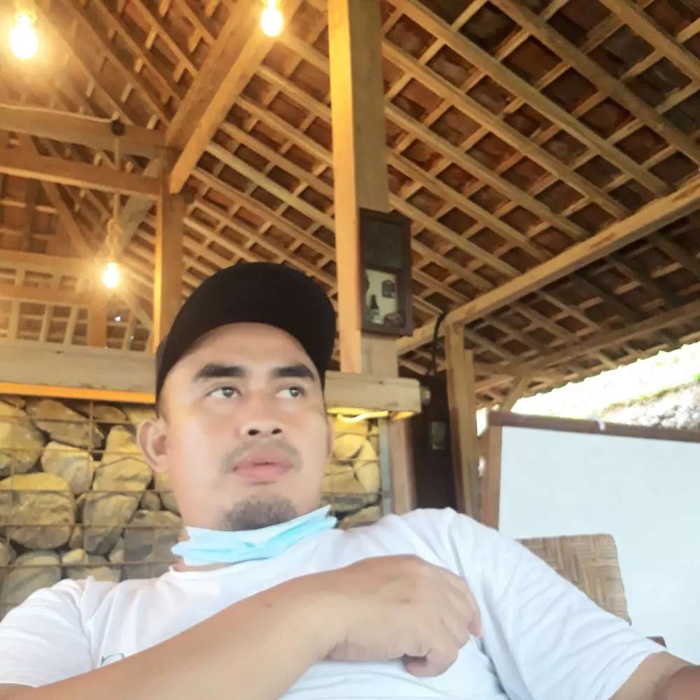 hendi hermawaan