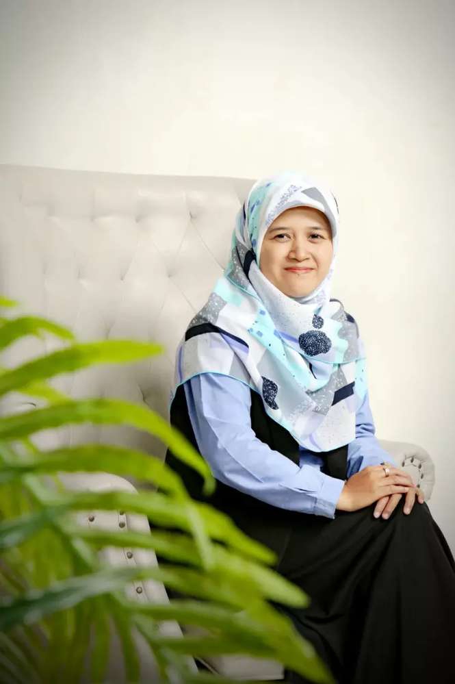 dewi yani