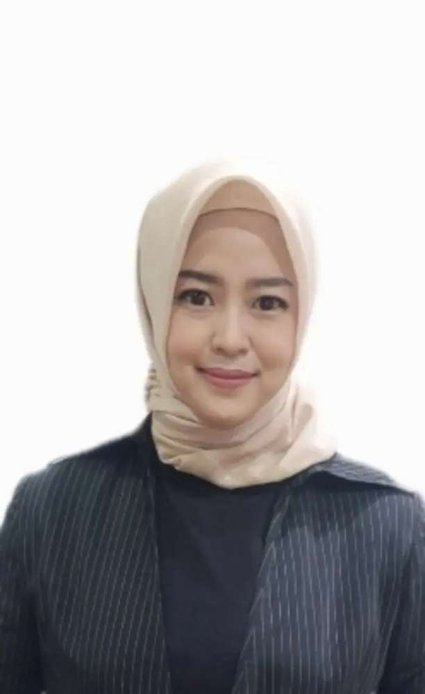 esti iskandar