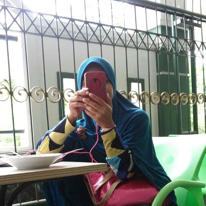 independent agent nurul farida
