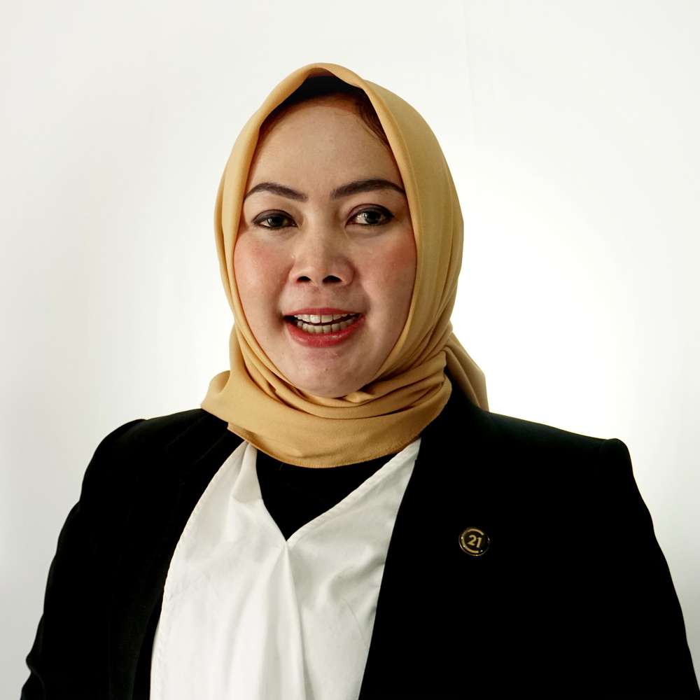 endang kumalasari century21 prima arcade
