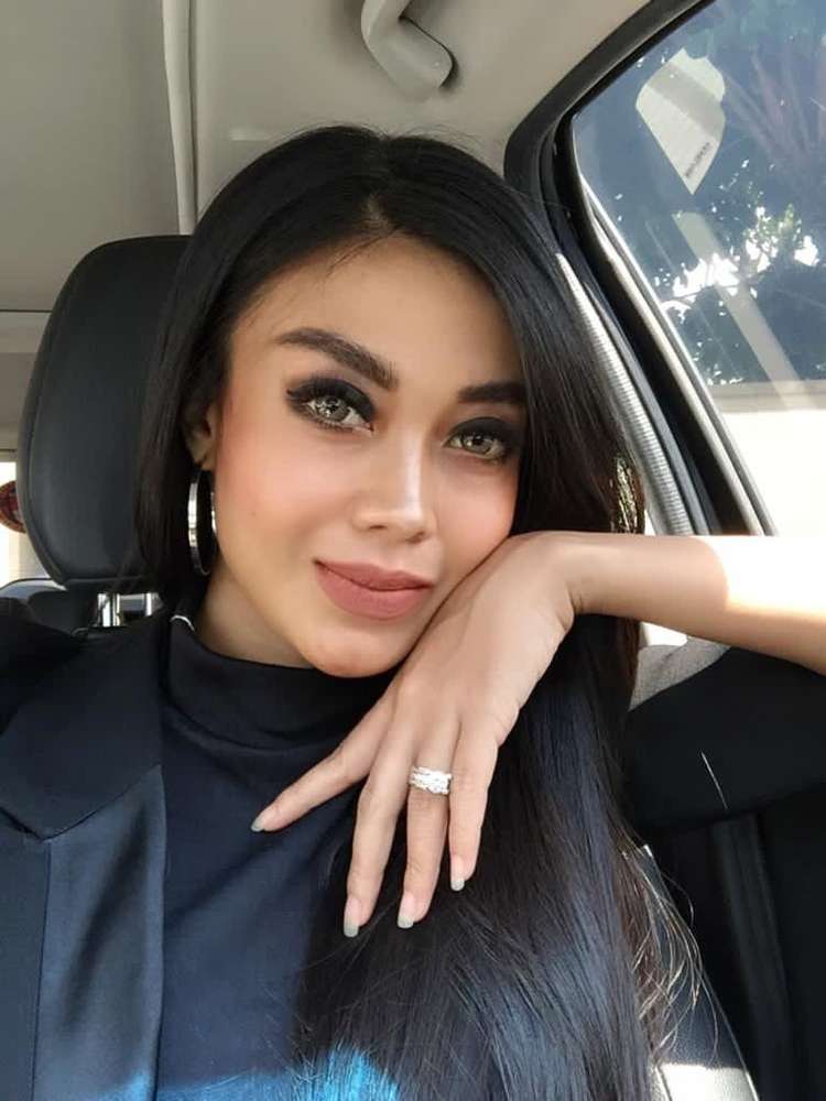 taniya ayu