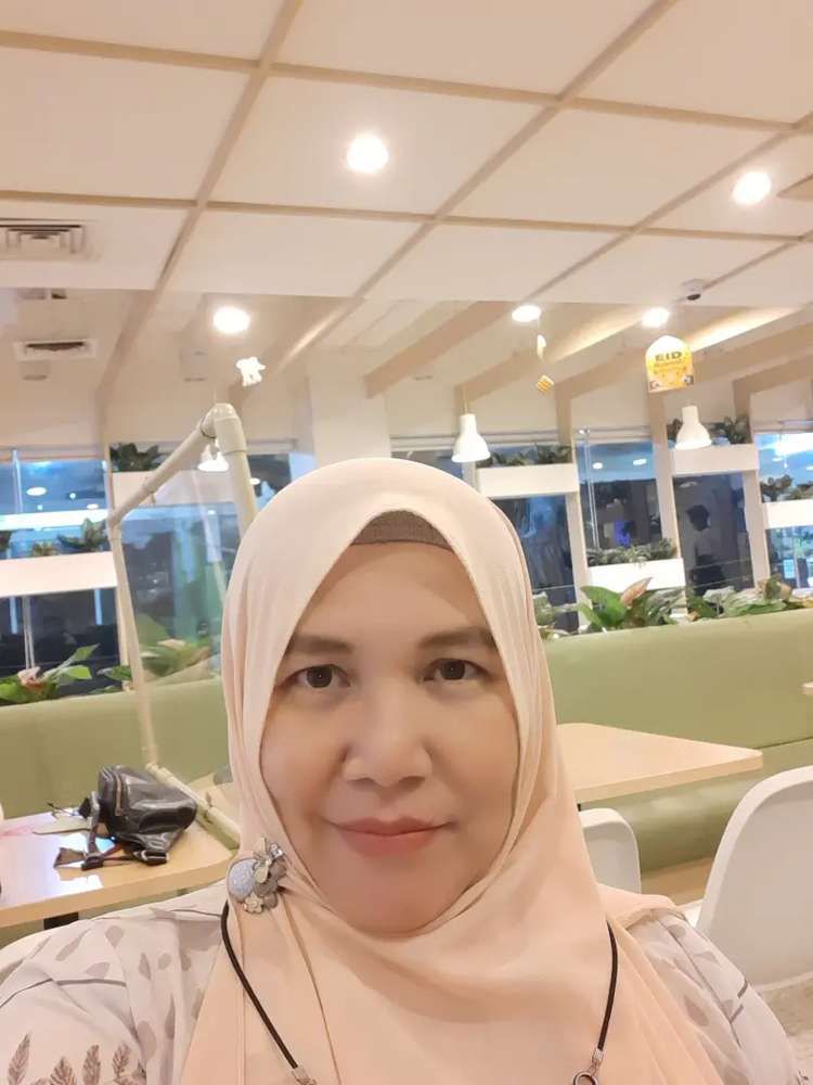 riana nasution