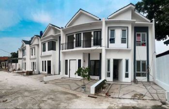 Rumah cluster 2lt 3 kamar lokasi di BSD deakat pintu TOL