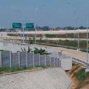 termurah Sewa ruko great wall hadap jalan di green lake city