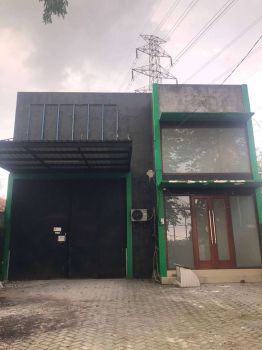 Gudang dan Kantor Raya Menganti Sidomulyo Gresik
