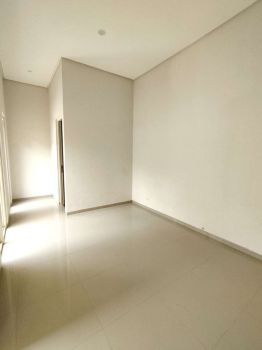 Disewakan Rumah Cantik Premium Di Boulevard Perum Austinville Dieng