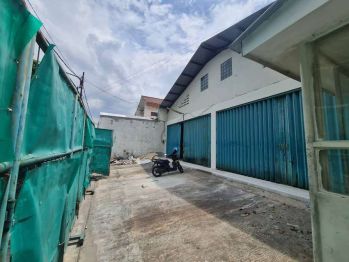Gudang Rungkut Asri Utara Surabaya timur dekat Merr