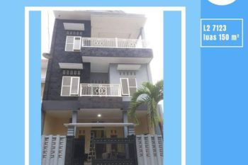 Kos Bagus dan Luas 3 Lantai Siap Huni Lokasi di Landungsari Malang