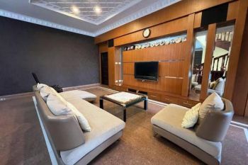 Dijual Villa Hook Komplek Cemara Asri