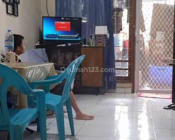 Rumah Siap Huni Strategis 15 Menit Ke Stasiun Kali Deres di Citra Garden 1,