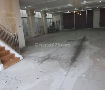 Dijual Tempat Usaha Sip Banget di Jalan Ngagel Surabaya
