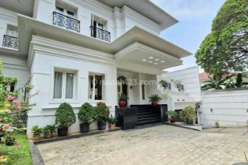 Rumah Mewah Siap Huni Area Hang Tuah Kebayoran Baru