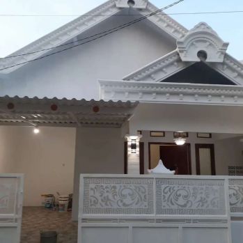 Rumah bagus baru renovasi di Perum 2 jual cepat