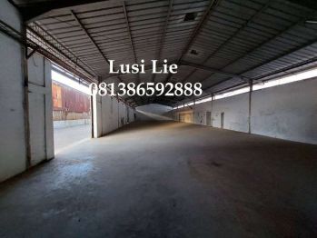 Gudang kapuk kamal luas 1600m, akses kontainer