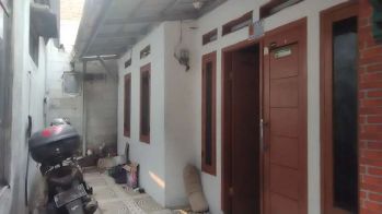 Di kontrakan 1 rumah luas 60 meter kunciran belakang pasar bengkok