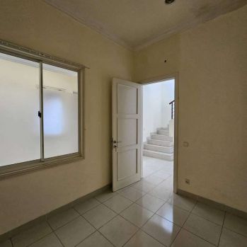 DIJUAL CEPAT RUMAH PHG GADING SERPONG CLUSTER CHRYSOCOLLA LEBAR 7x18