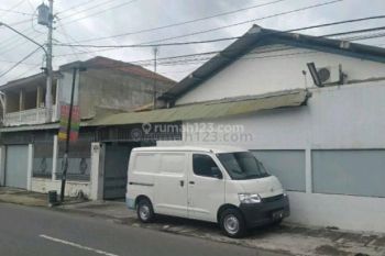 Ruang usaha strategis siap pakai eks garment di tipes serengan dekat jalan solo