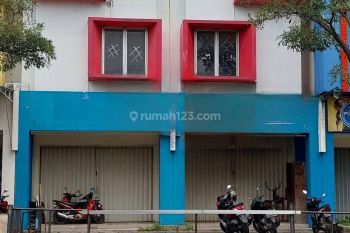 Ruko Gandeng Asia Tropis 3 Lt Siap Pakai di Harapan Indah Bekasi