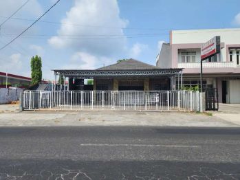 DISEWAKAN RUANG USAHA DI MAGUWOHARJO TAJEM SLEMAN