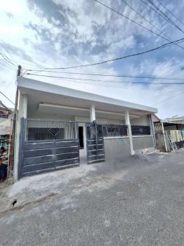 Rumah pumpungan 50meter dr unitomo tengah kota surabaya