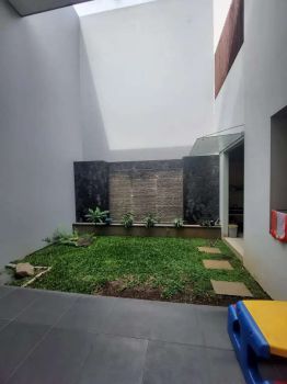 Dijual Gudang dan rumah di Satria raya Bandung