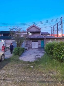 Dijual Suped Murah Rumah Tua di daeeah Komersil dekat Mall Taman Palem