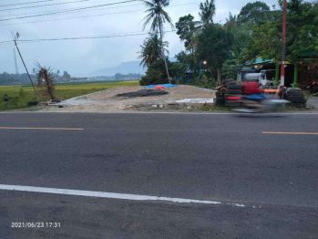 Tanah dekat Pasar Ngangkruksari di Ngangkruk Kretek Bantul Jogja