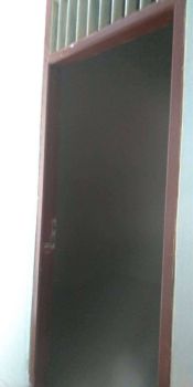 Kontrakan 3 Petak Kamar Ada Pintu