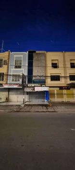 3.12. Dijual Ruko di Jalan Sulawesi, Pasar Butung Makassar.