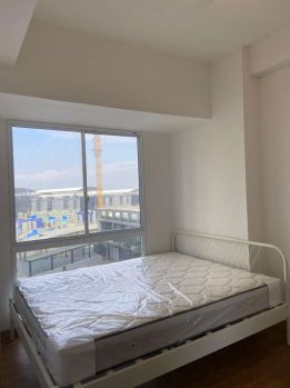 DISEWAKAN APARTEMEN TOKYO RIVERSIDE 2 BR PIK 2 FULLY FURNISHED