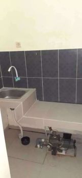 Dikontrakan rumah 2 lantai di Ciracas Rp 20 juta/tahun