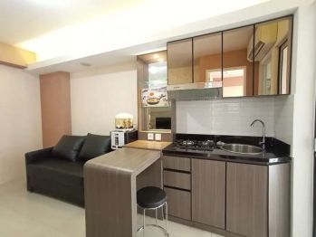 Disewakan 2 BR FF Lantai Rendah Apartemen Bassura City
