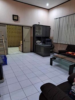 Dijual Rumah Luas Strategis di Mainroad Pajajaran Bandung
