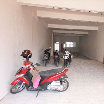 Di sewakan ruko 2lantai Di mainroad kiaracondong