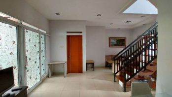 Rumah asri minimalis Cikutra pahlawan dekat itenas bandung utara