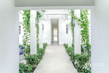 LEASEHOLD 24-BEDROOM HOTEL AND SUITE IN UMALAS