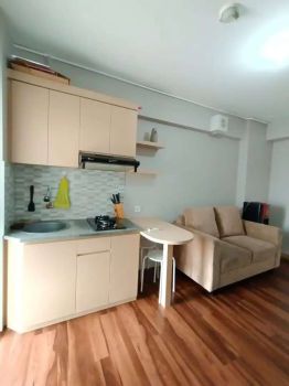 Disewakan 2 BR FF Apartemen Bassura City Lantai Rendah