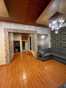 Rumah Siap Huni Tengah Kota di Jalan Lili Dekat Dengan Mall Ciputra