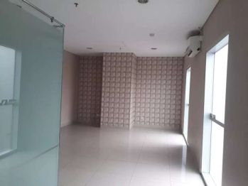 Disewakan space office perkantoran view timur hook luas 47 m2 rp8.5 jt