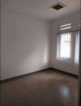 DISEWAKAN SEGERA RUMAH NYAMAN SIAP HUNI KAYU PUTIH RAWAMANGUN