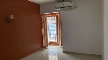 dijual rumah di komplek maharta ciledug tangerang selatan