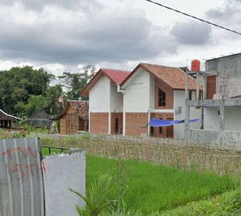Disewakan rumah baru 2 lantai di sekitar Pemda sleman