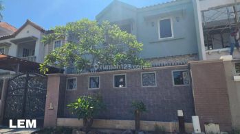 KAN!!! RUMAH TAMAN GAPURA (IB)LEM