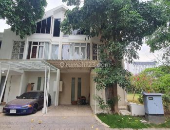 Rumah Zimbali Costa Pakuwon City STRATEGIS