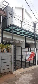 Rumah full renov design cluster hanya 5 menit ke stasiun tebet